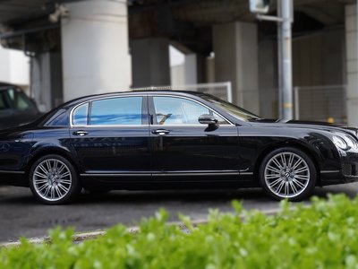 BENTLEY CONTINENTAL - 4