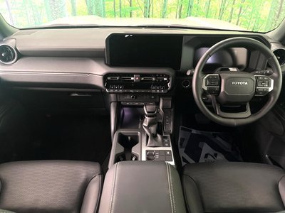 2025 Toyota LAND CRUISER 250 photo 2