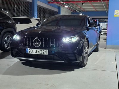 MERCEDES-BENZ E-CLASS - 1