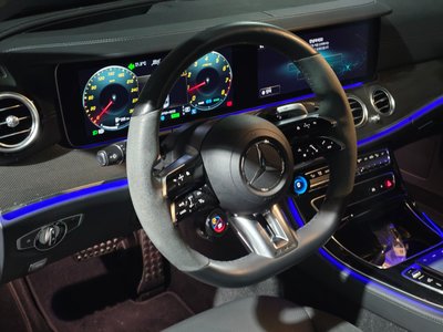 MERCEDES-BENZ E-CLASS - 7