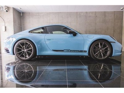 PORSCHE 911 - 4