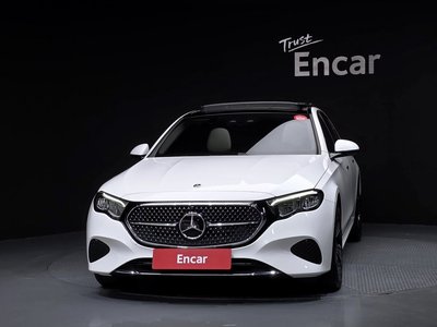 صورة 2 لـ 2024 Mercedes-BENZ E-CLASS
