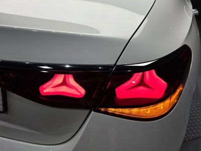 صورة 10 لـ 2024 Mercedes-BENZ E-CLASS