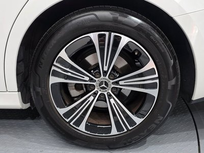صورة 8 لـ 2024 Mercedes-BENZ E-CLASS