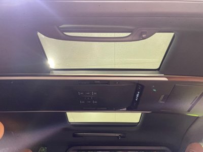 صورة 3 لـ 2023 Toyota VELLFIRE