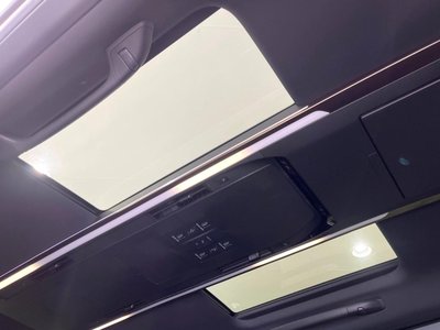 2023 TOYOTA ALPHARD photo 3