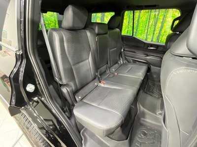 TOYOTA LAND CRUISER 250 - 9