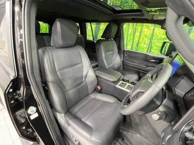 TOYOTA LAND CRUISER 250 - 8