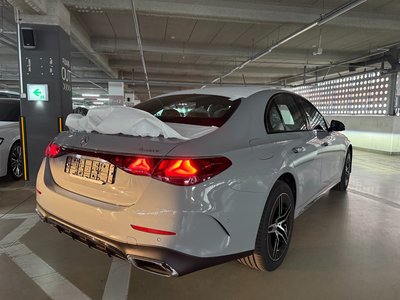 MERCEDES-BENZ E-CLASS - 4