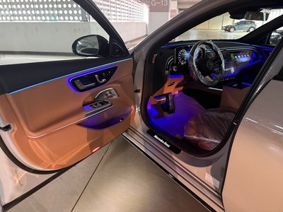 MERCEDES-BENZ E-CLASS - 10
