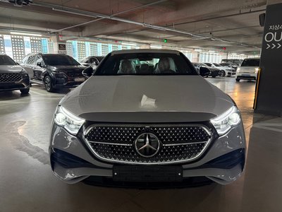 MERCEDES-BENZ E-CLASS - 2