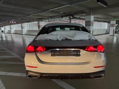 MERCEDES-BENZ E-CLASS - 3