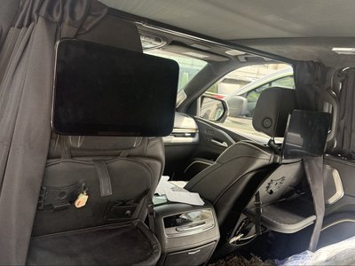 CADILLAC ESCALADE - 6