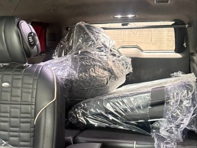 CADILLAC ESCALADE - 7