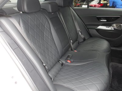 2024 Mercedes-BENZ E-CLASS 缩略图 40