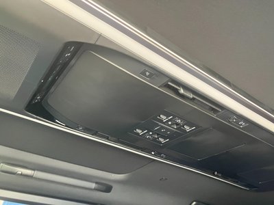 2023 Toyota ALPHARD — миниатюра 38