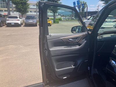 2023 Toyota ALPHARD — миниатюра 15