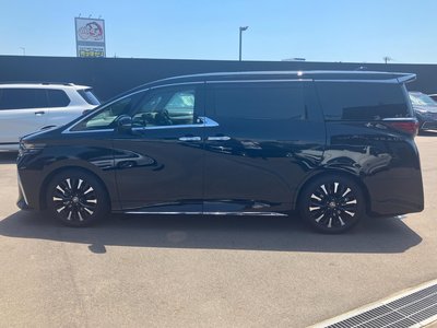 2023 Toyota ALPHARD — фото 8