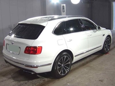 BENTLEY BENTAYGA - 5