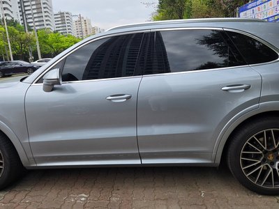 صورة 2 لـ 2022 Porsche CAYENNE