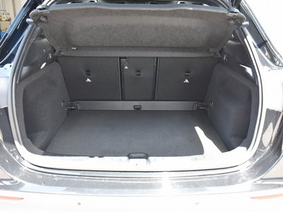 MERCEDES-BENZ GLA - 9