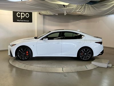 2025 Lexus IS photo 7