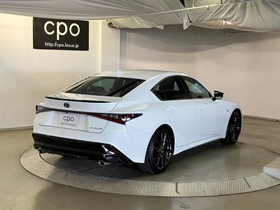 2025 Lexus IS 照片 3
