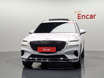 صورة 2 لـ 2023 Genesis GV70