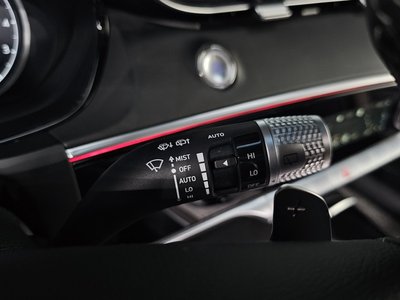 صورة مصغرة 31 لـ 2023 Genesis GV70