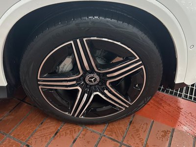 MERCEDES-BENZ GLC - 4