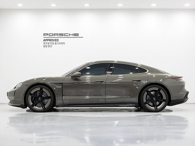 صورة 7 لـ 2025 Porsche TAYCAN