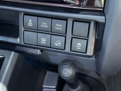 2025 Toyota LAND CRUISER 70 thumbnail 16