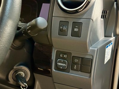 2025 Toyota LAND CRUISER 70 thumbnail 18