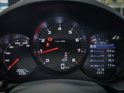 صورة 6 لـ 2019 Porsche 718