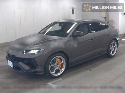 LAMBORGHINI URUS - 4