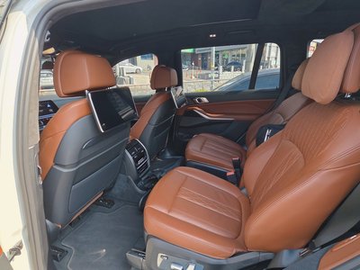 BMW X7 - 10