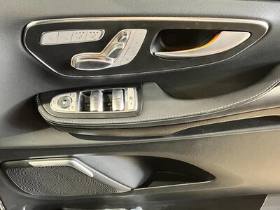 MERCEDES-BENZ V-CLASS - 10