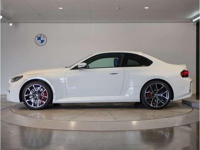 صورة 3 لـ 2023 BMW M2