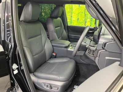 TOYOTA LAND CRUISER 250 - 7