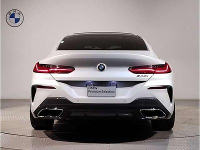 BMW 8 SERIES - 2