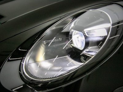 PORSCHE 911 - 7