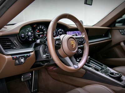 PORSCHE 911 - 9