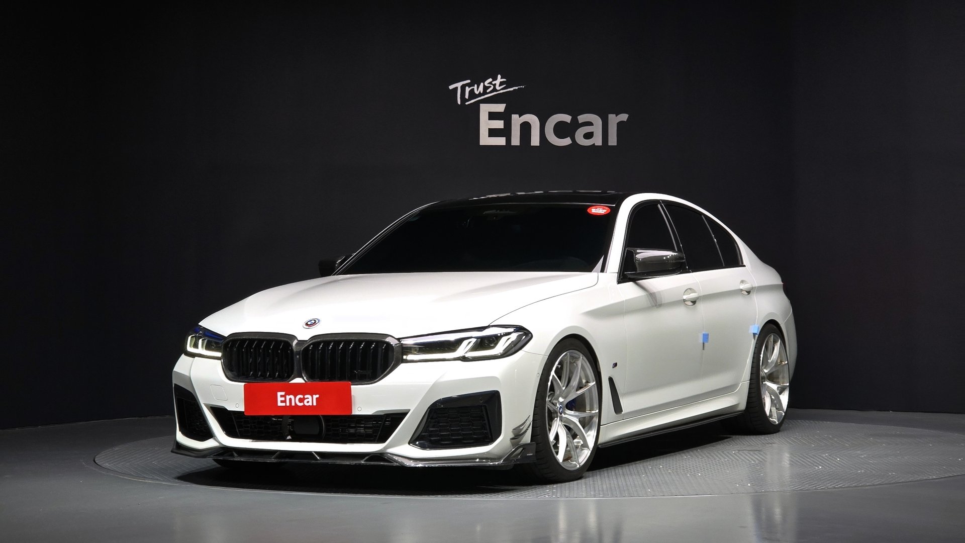 BMW 5 SERIES - View 1