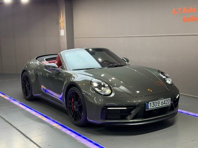 PORSCHE 911 - 4