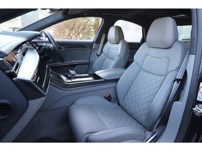 AUDI S8 - 2