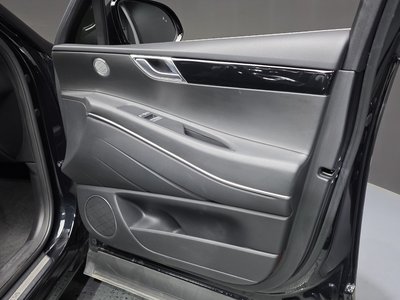 2020 Genesis GV80 — миниатюра 14
