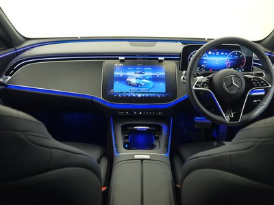 MERCEDES-BENZ E-CLASS - 9