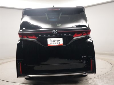 TOYOTA VELLFIRE - 4
