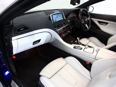 صورة مصغرة 109 لـ 2012 BMW M6 CABRIOLET