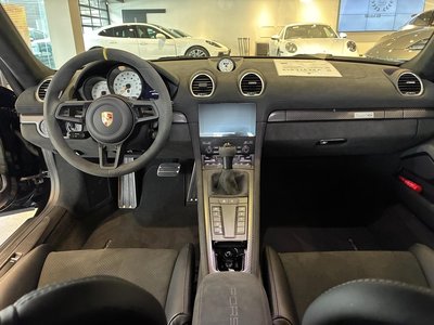 PORSCHE 718 - 2